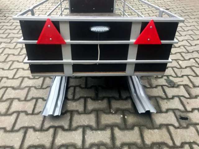 Nákladní saně za sněžný skútr