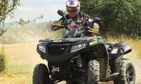 xr700_blk_3-650x456.jpg