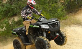 xr700_blk_5-650x456.jpg